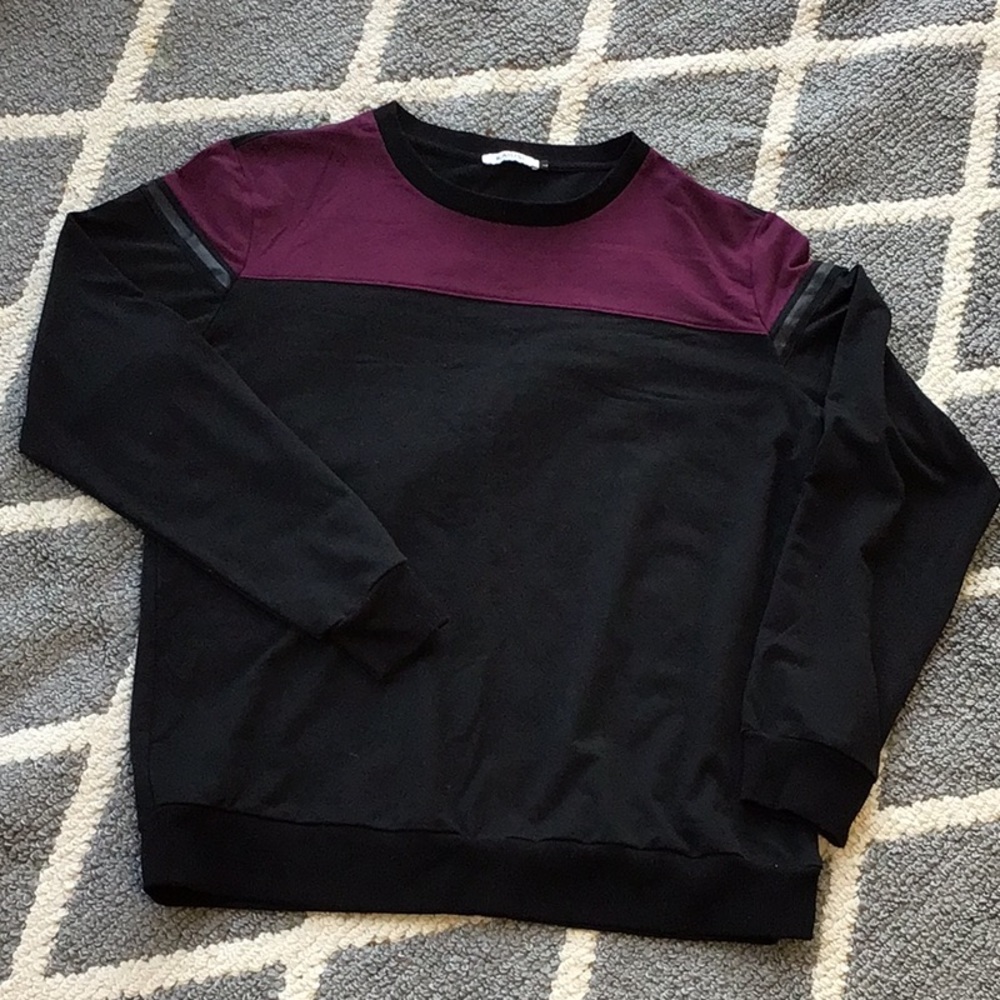 WOMENS SWEATSHIRT